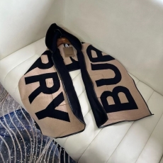 Burberry Caps Scarfs